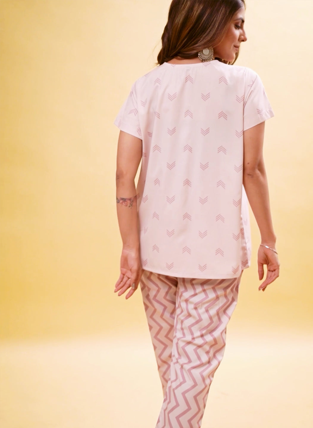 mingora iconic loungewear set