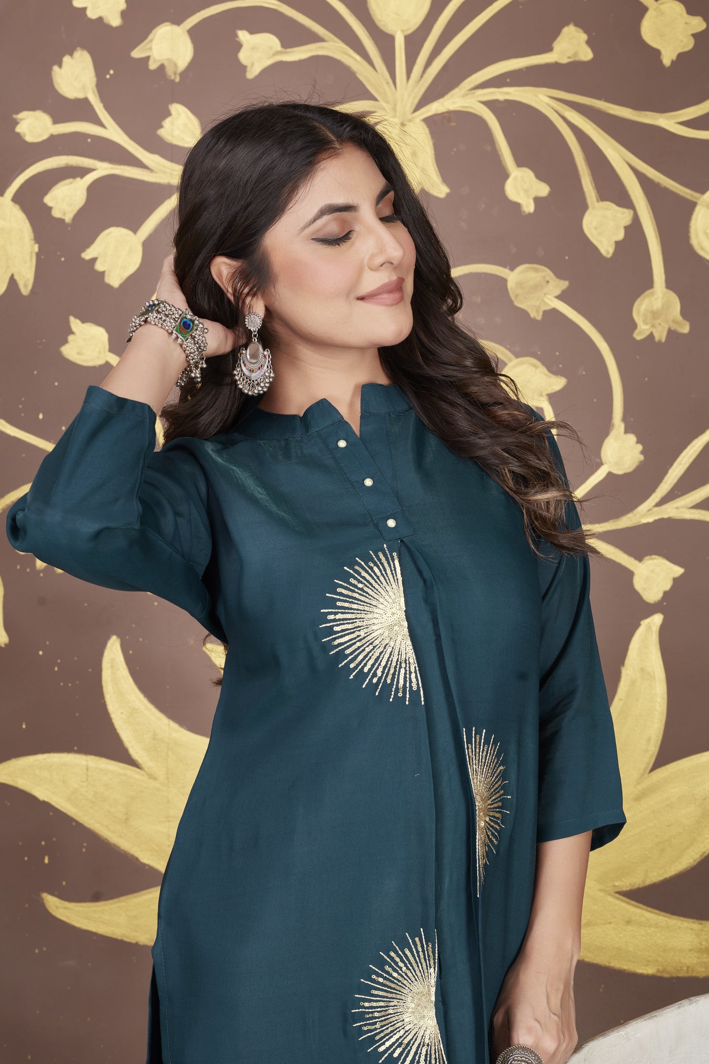 Elegant Viscose cube sequence embroidered co-ord's