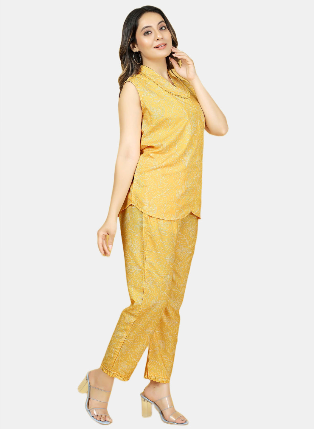 mingora iconic loungewear set