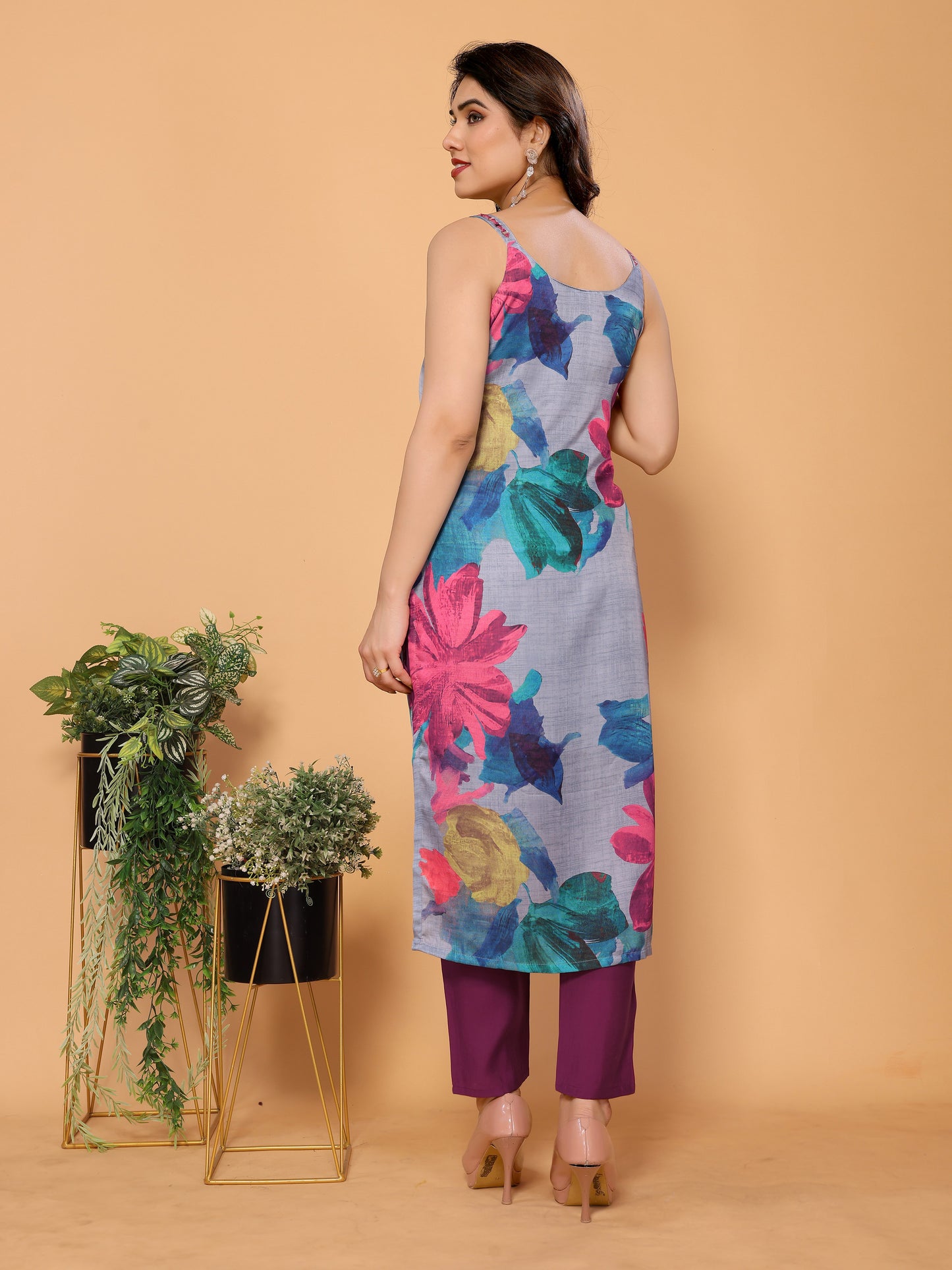 Gaji Silk Shoulder Streps Mirror Embroidered Combo Set