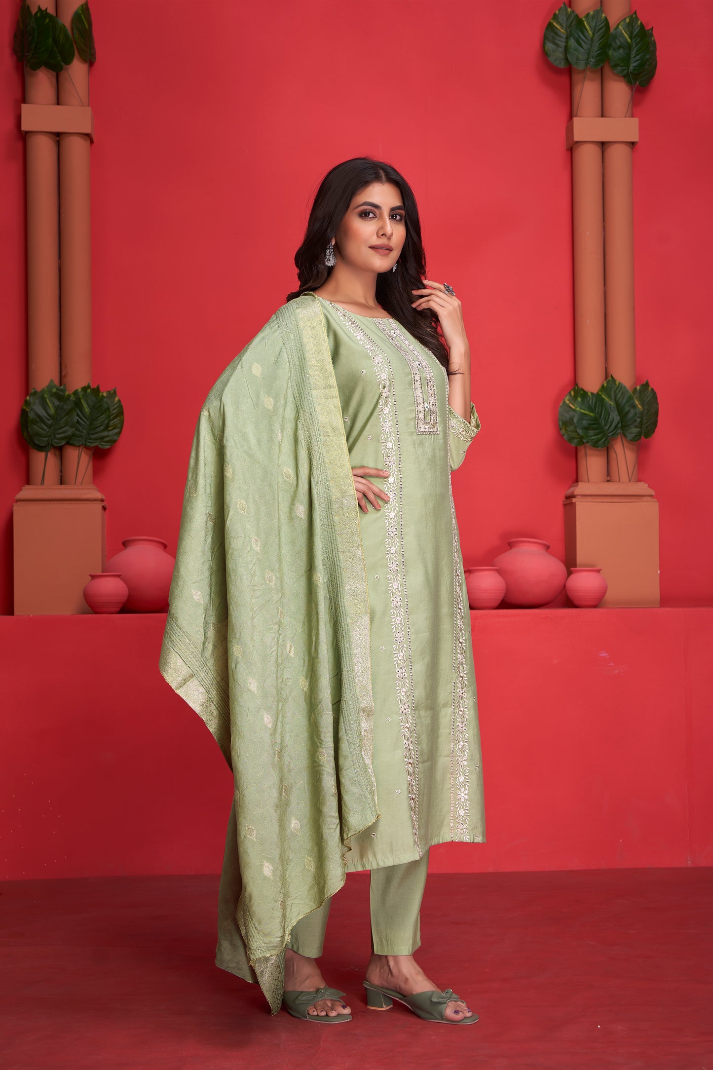 Modal Viscose Embroidered Kurta Pant & Dupatta Set
