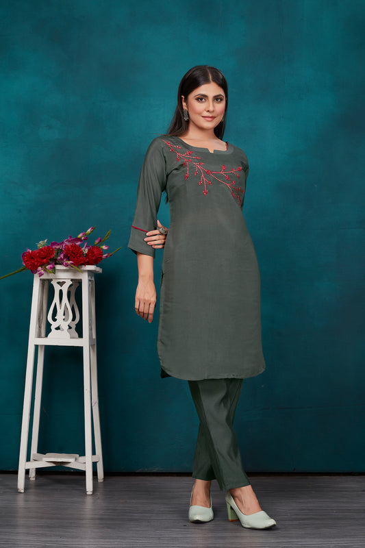 Elegant Viscose cube sequence embroidered co-ord's